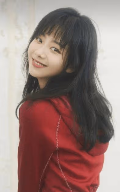 1米62,人圓腿粗,相貌平平的譚松韻,何德何能搭檔許凱演女一?