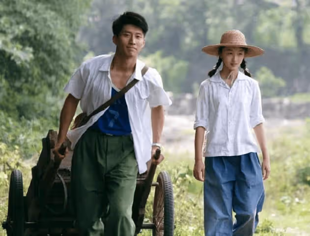 沒想到，32歲周冬雨竟以這種方式，美出了新高度，網友太像柳岩