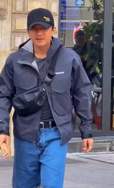 鄧超孫儷一家四口巴黎吃火鍋,12歲兒子等等腿長驚人成亮點!