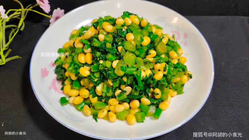 立秋後這素菜使勁吃,一煮一拌分分鐘上桌!拌出鮮甜爽口、滿口留香好營養