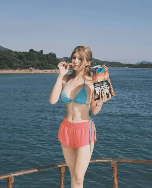 25歲火辣港姐大曬S型身段!被女藝人問為何這麼好看!回應詫異!