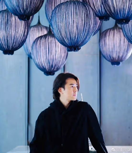 好久不見!與TVB知名花旦結婚生活愜意,香港知名男星自曝將再在台灣開演唱會