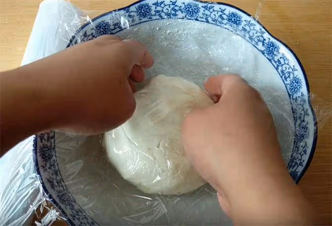 半碗花生,2個土豆,不油炸,不水煮,教你做出全家愛吃的美食