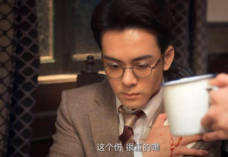 《孤舟》:又一叛徒浮出水面,比「細胞八號」更可恨