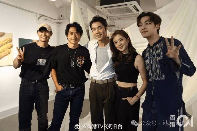 丁子朗舉辦個人畫展公開內心最赤裸一面!大爆冼靖峰最愛呢幅畫