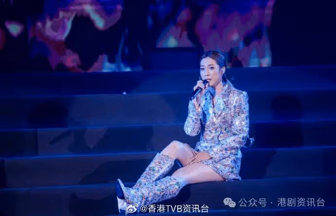 鍾嘉欣廣州開個唱好姐妹拉隊撐場!Linda重演婚禮扔花球