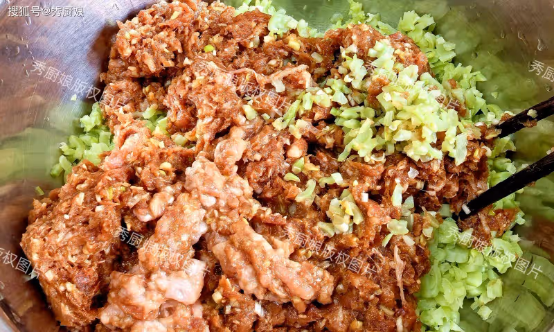 8月這菜抓緊吃,鈣是黃豆的2倍,雞肉的7倍,中老年常吃腿腳有勁