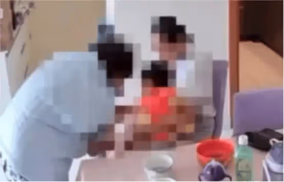 震驚!香港42歲女星前夫不同意離婚求復合,女方接受採訪多次落淚,細數前夫多宗罪