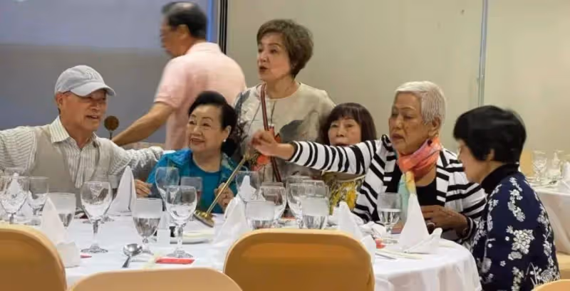 恭喜!TVB知名老戲骨慶80歲大壽,曾與多位視帝演母子,自曝將開演唱會