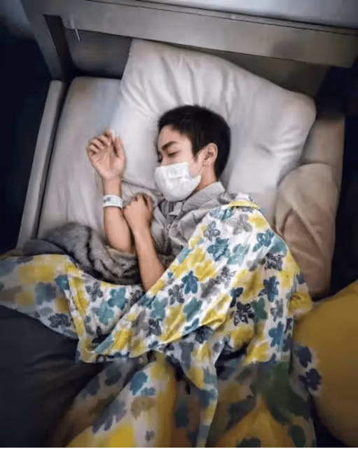 一路走好!TVB勵志男星病逝,與姐姐握手黑白照公布,臨終對話更是惹人心酸