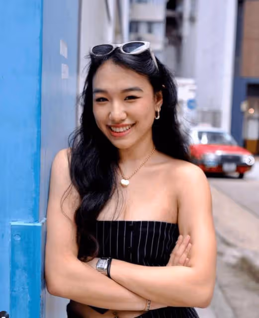 25歲火辣港姐大曬S型身段!被女藝人問為何這麼好看!回應尺度大