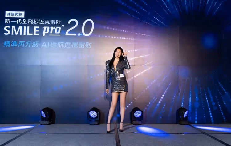 楊謹華被推進手術房眼前一片霧掉　心驚「看不到」親曝過程