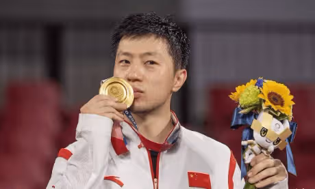 大獎來了!王楠獎勵馬龍6斤黃金,莎莎大頭各6斤,陳夢12斤黃金