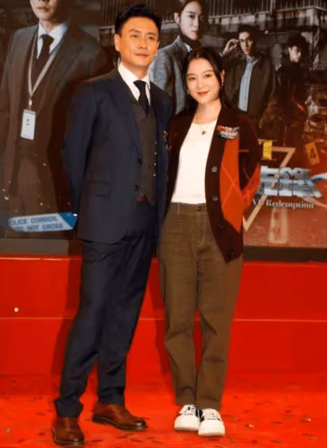 曾志偉兒媳《法證6》穿婚紗肚凸凸?黃宗澤解釋:小了1個碼