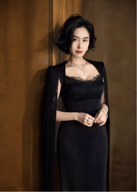 期待!香港知名女神時隔13年新劇來襲,採訪罕提舊愛周星馳,透露二人無金錢往來