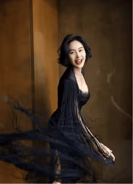 期待!香港知名女神時隔13年新劇來襲,採訪罕提舊愛周星馳,透露二人無金錢往來