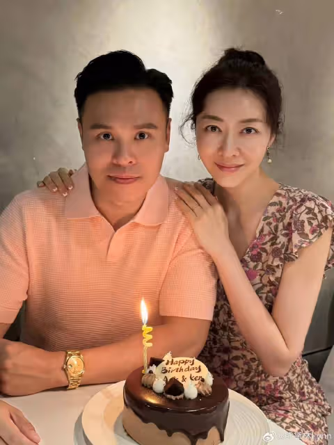 港星熊黛林為豪門老公慶生!兩夫妻合照太甜,男方手上腕錶搶鏡