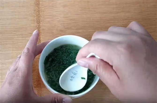 教你做最好吃蔥油餅,秘訣全告訴你,做法詳細講解,想失敗都難