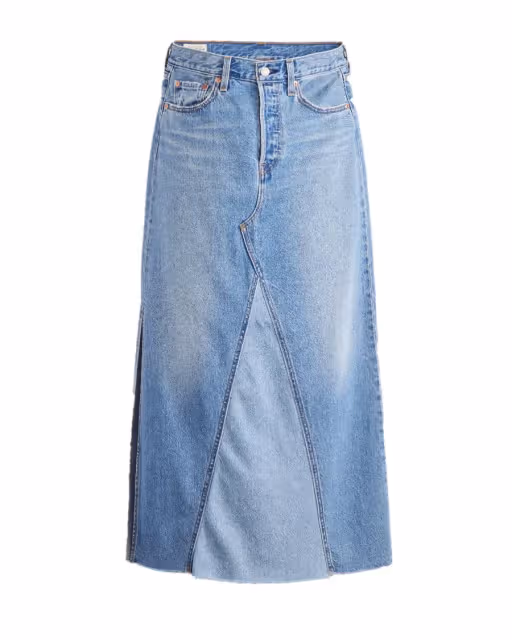 Levi’s單寧裙裝俏麗又百搭　這件根本「行走的修圖神器」
