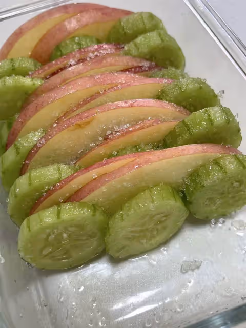 果然是腦洞大開! 蘋果+黃瓜試試這樣吃,清甜脆爽,打開了味蕾「新世界」