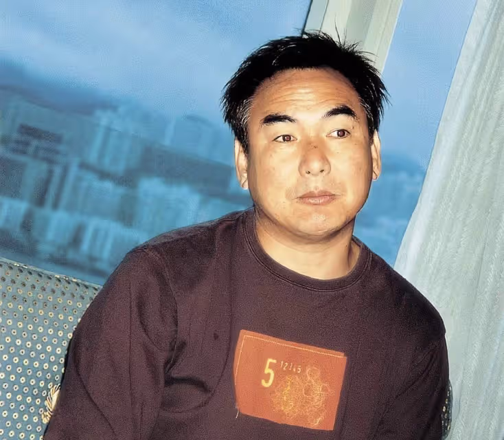 香港知名男星元奎死因曝光,不幸染新冠病逝,移民國外生活多年
