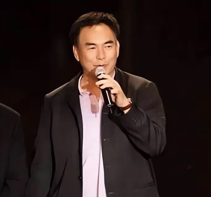 香港知名男星元奎死因曝光,不幸染新冠病逝,移民國外生活多年