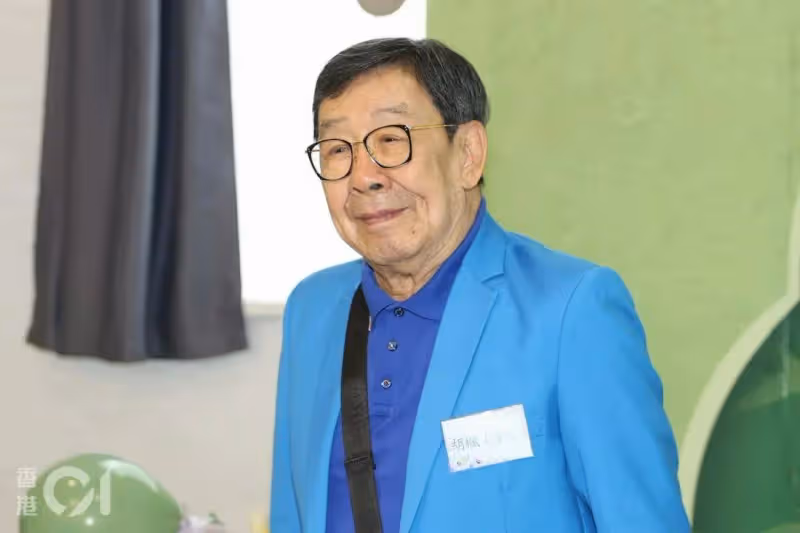 92歲TVB老戲骨賣骨灰龕廣告惹爭議,透露百年歸老與亡妻合葬,已看透生死