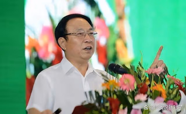 連花清瘟創始人吳以嶺,靠蟲子干出百億身家,卻為何多年不變診費
