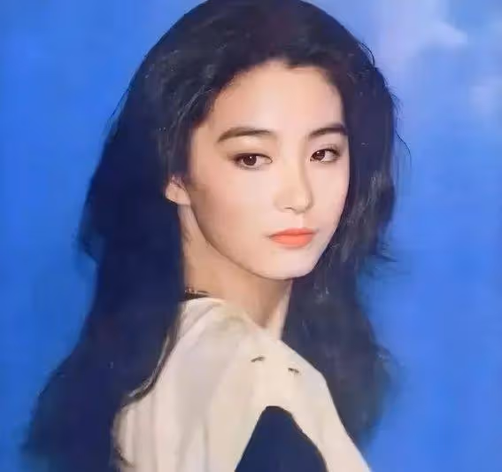 一線明星林青霞奢華生活遭私人廚師曝光:年薪500萬也難伺候,真相你知道嗎