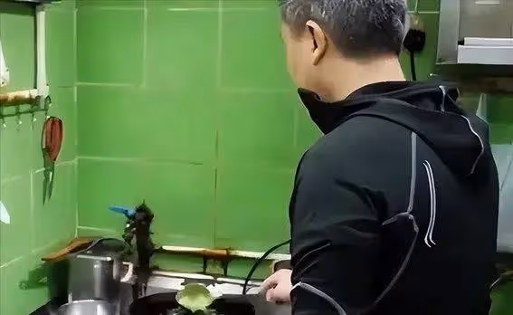 一線明星林青霞奢華生活遭私人廚師曝光:年薪500萬也難伺候,真相你知道嗎
