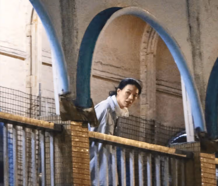 舒淇首部導演作品開機:片場素顏指導,超鬆弛狀態引關注