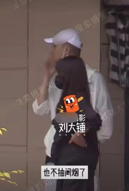 陳曉帶媽媽拍戲,一路說笑心情好,婚變傳聞成浮雲?