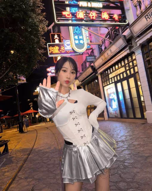 放棄美國學位!TVB女藝人本月赴廣州上大學!稱會住6人宿舍!