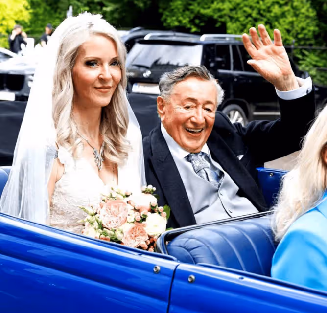 91歲億萬富豪驟逝,與第6任演員妻子結婚才2個月,有4個子女