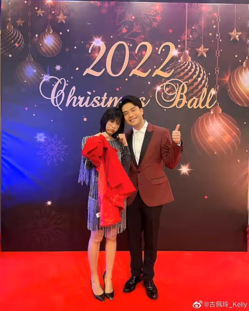 TVB「膠面」小花古佩玲樣貌再升級,被指勝過AI美人,下巴變尖