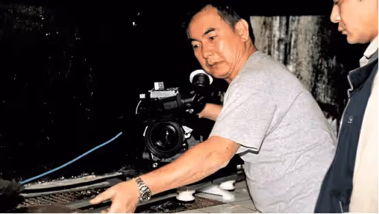 一路走好!香港知名動作影星死因曝光,家人低調處理,圈內人極少知道