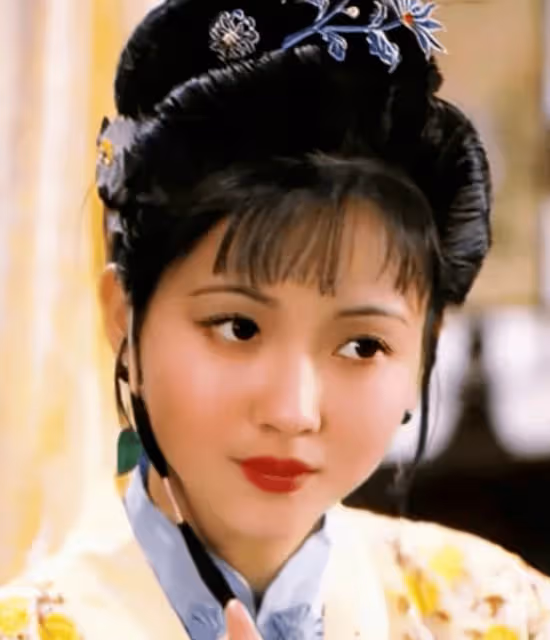 她被譽為「江南第一美人」,從不接吻戲,當紅時嫁給初戀,如今58歲依然美艷