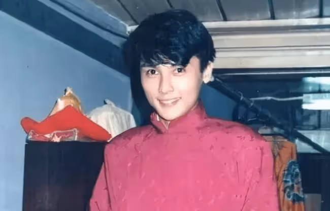 帥過黎明郭富城,巔峰期高調結婚,如今淪為糊咖的他,可太幸福了