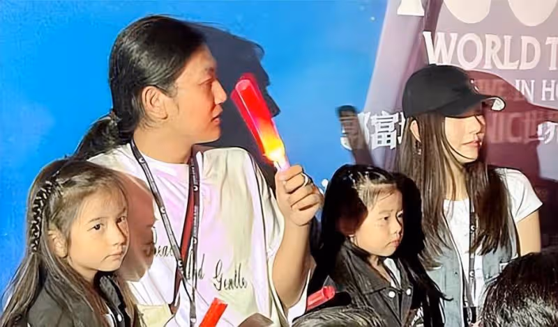 郭富城兩個女兒正臉首曝光,妹妹神似爸爸,姐姐像媽媽方媛好漂亮