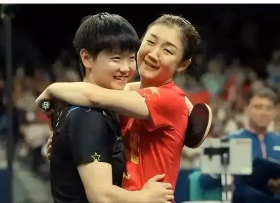 陳夢父愛無價!親手定製翡翠項鍊祝福奪冠致敬女兒