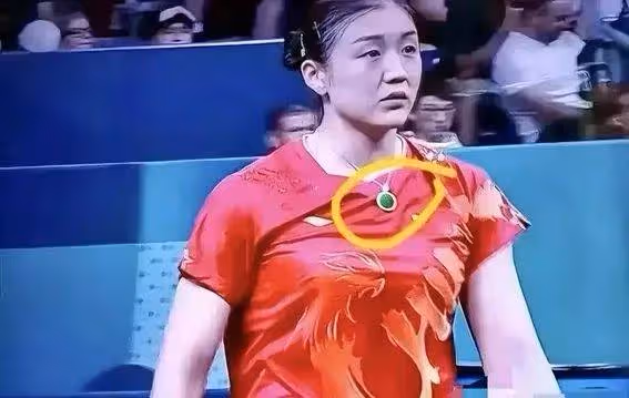 陳夢父愛無價!親手定製翡翠項鍊祝福奪冠致敬女兒