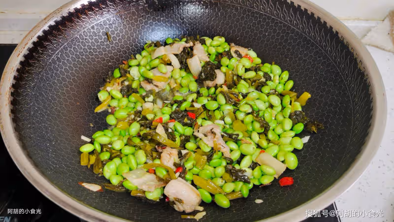 鮮毛豆和它絕配,一碗都是高蛋白!天熱沒食慾來一鍋,好吃的沒話說、超解饞