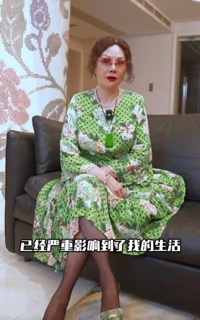 孟真開直播講述婚姻,網友心疼:最大受害者竟是她!