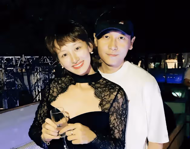 這兩位我們熟悉的主持人,原來是夫妻?結婚13年,比嫁入豪門還幸福