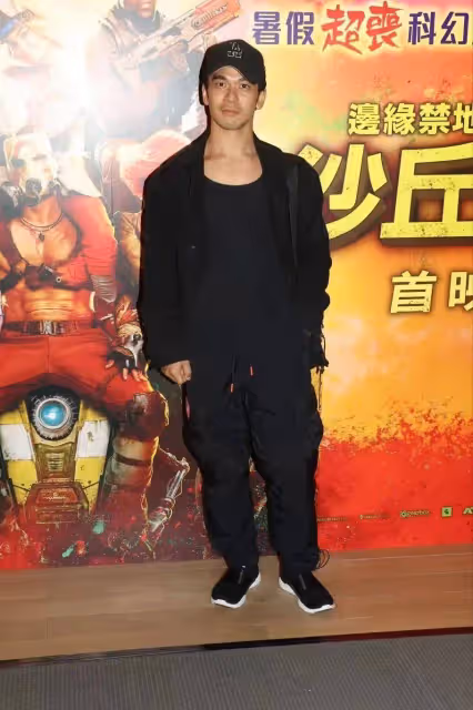 否認遭母親棒打鴛鴦!知名星二代公開代TVB前小花澄清,指雙方未見面