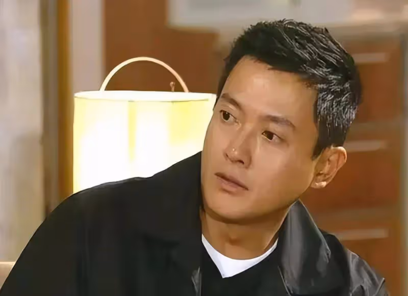 TVB「絕世渣男」教人戀愛遭網友炮轟,離婚後轉戰內地成情感專家
