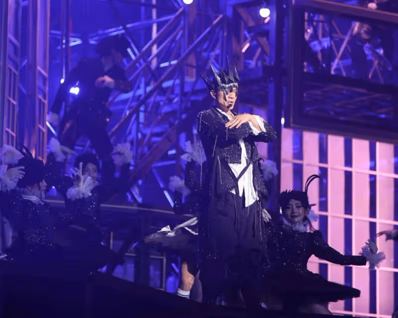 郭富城8年後再開唱!太太和女兒現身!溫碧霞一家、張智霖夫婦捧場