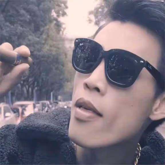 妻子走了,女友也跑了,憑一首歌狂賺一個億的廣東雨神如今怎樣了