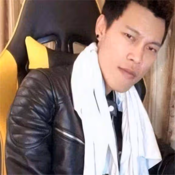 妻子走了，女友也跑了，憑一首歌狂賺一個億的廣東雨神如今怎樣了