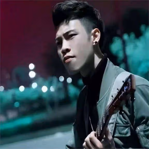 妻子走了，女友也跑了，憑一首歌狂賺一個億的廣東雨神如今怎樣了